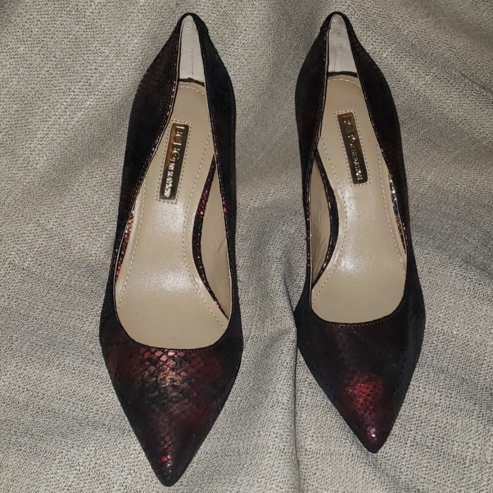 BCBGeneration Treasure Pumps
